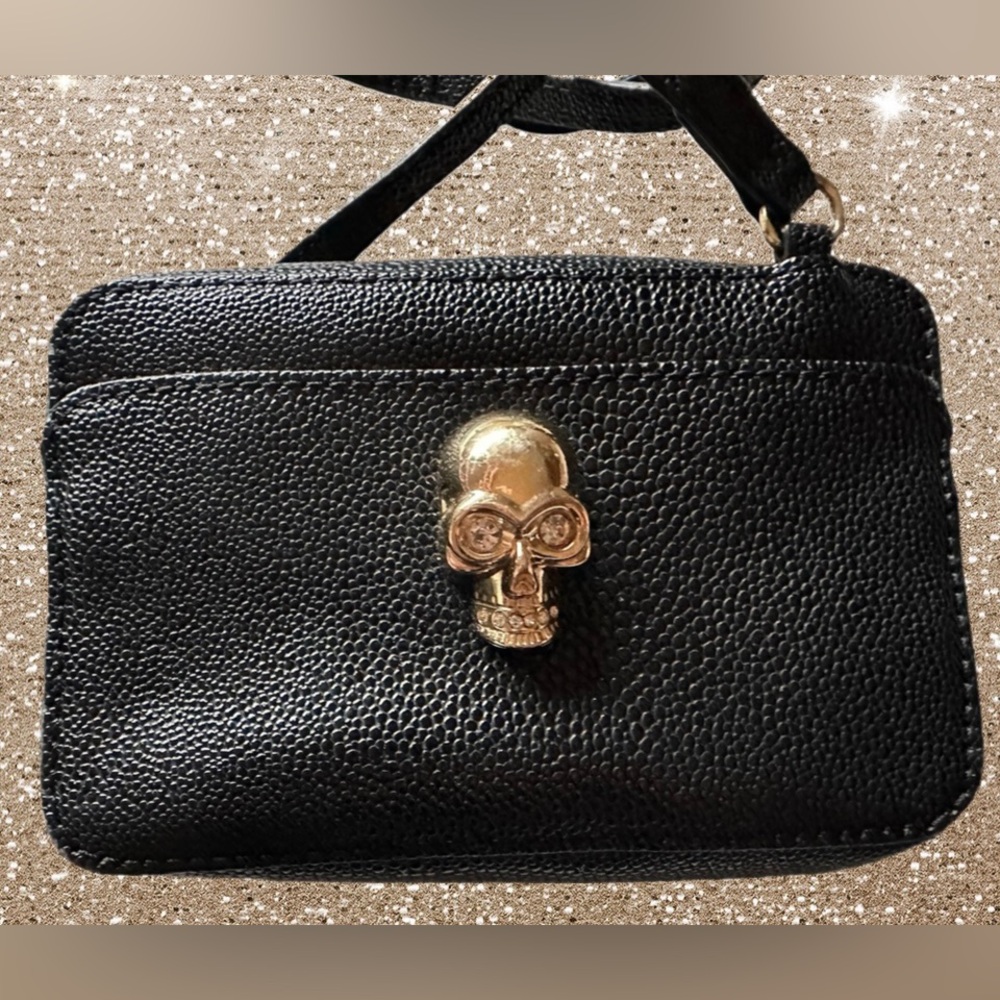 Punchcase by Leslie Hsu Black Pebbled Vegan Leather Crossbody w/ Skull
